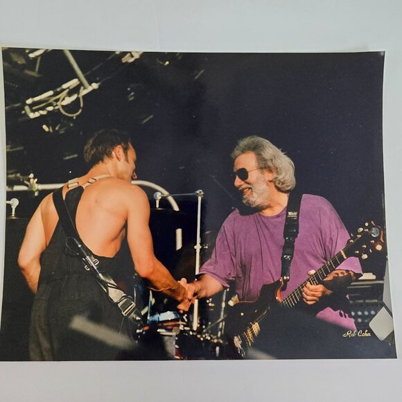 Jerry Garcia & Bob Weir Concert Photo By Rob Cohn 8x10 Glossy Print Musicians Sh - Picture 11 of 15